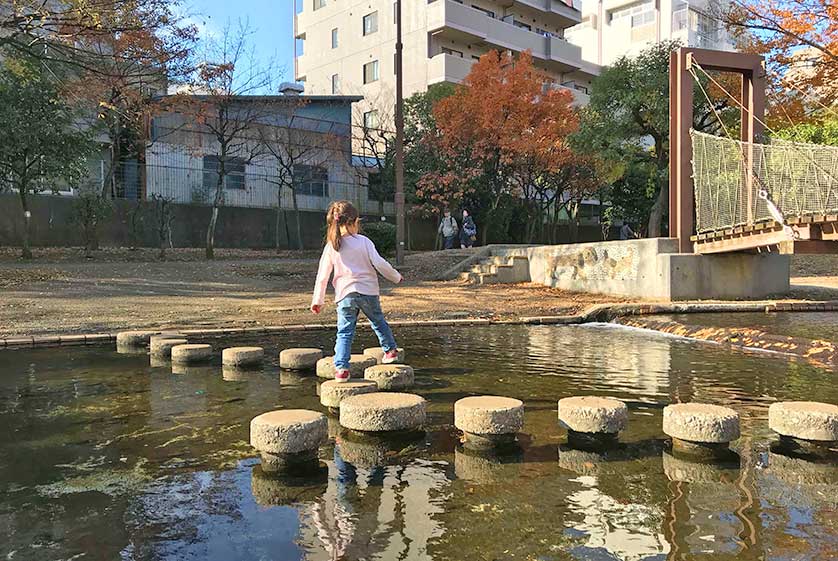 Oyokogawa Water Park, Tokyo.