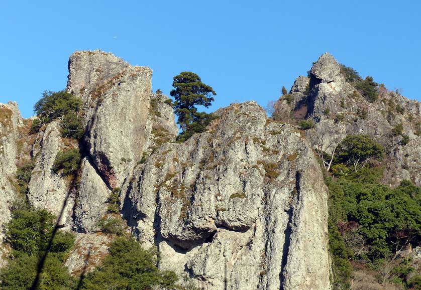 Kankakei Gorge, Shodoshima, Japan.