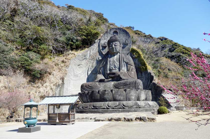 TNihon-ji Daibutsu, Mount Nokogiri, Chiba Prefecture, Japan