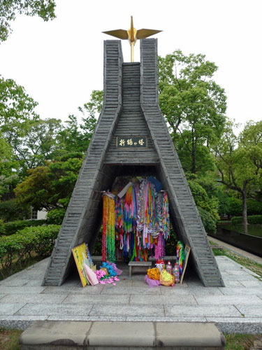 Senbazuru One Thousand Cranes, Nagasaki, Japan.