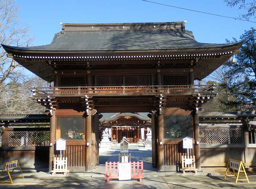 Suwa Shrine, Tachikawa, Tokyo.