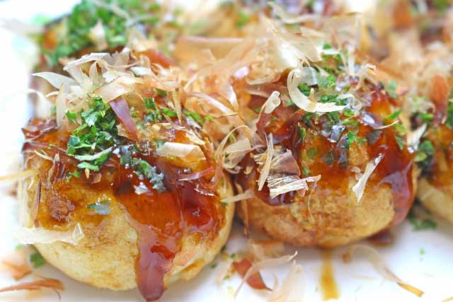 Takoyaki-tasting in Osaka.