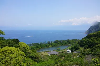 Izu