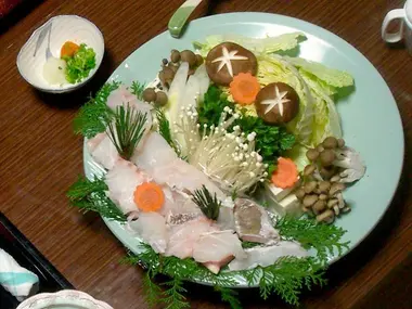 Préparation du nabemono avec champignons