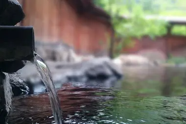 Profiter des onsen l'esprit au frais