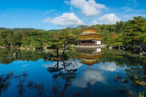 Golden Pavilion Kinkaku-ji : a must-see in Kyoto ancient capital