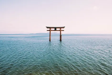 Torii del lago Biwa, Shiga