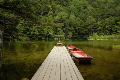 Lago Myojin, Kamikochi, Nagano 