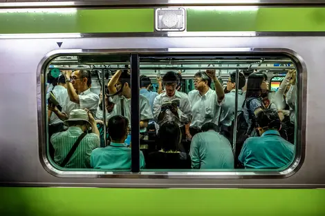 Transport japonais pendant les heures de pointes