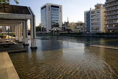 Shinmachi the river in the heart of Tokushima