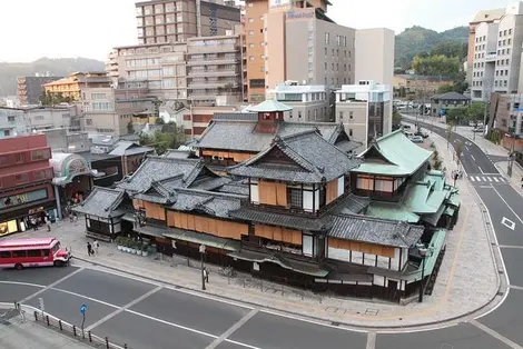 Le Dogo Onsen vu de haut