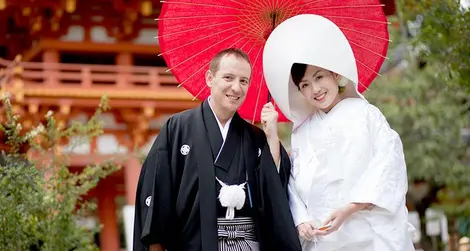 Foto de matrimonio al estilo japonés.