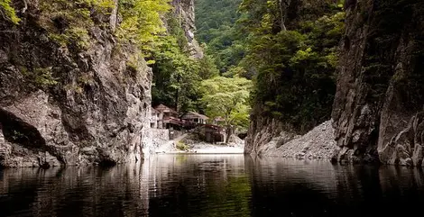 Los restaurantes de los cañones de Sandankyo.