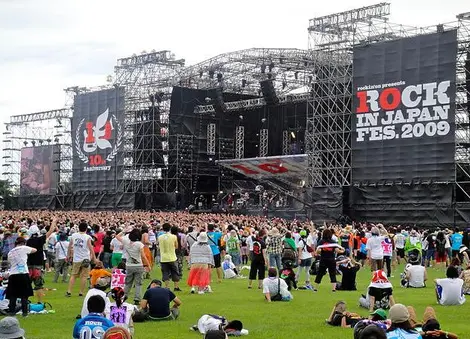 La grande scène du Festival Rock in Japan en 2009. 