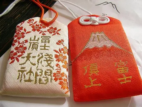 Omamori, les porte-bonheur vendus dans les temples et sanctuaires