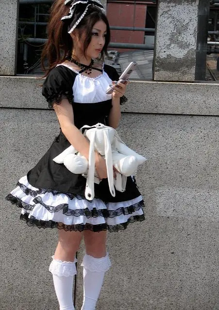 Une gothic lolita à Harajuku