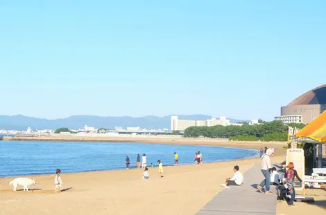 Playa Momochi en Fukuoka