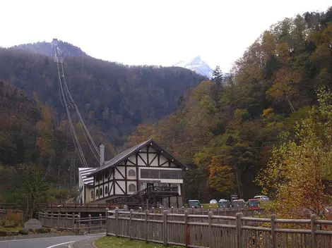 Le téléphérique pour le mont Kurodake