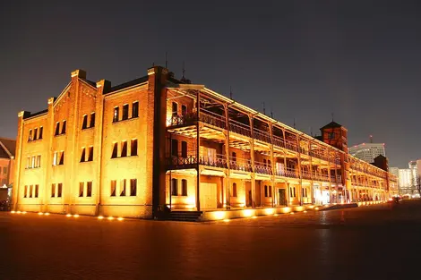 Bâtiment d'Aka-Renga, Yokohama