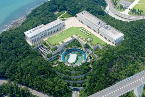 Le musée d'art Otsuka vu du ciel