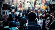 Une rue animée au Japon