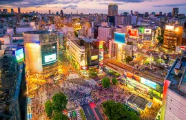 Weltberühmte Shibuya-Kreuzung, Tokio