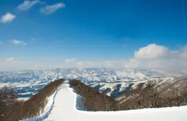 Ski slope in Nozawa Onsen ski resort, in the Japanese Alps