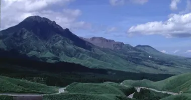 Muchos caminos llevan al Monte Asso.