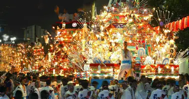 wasshoi-hyakuman-matsuri