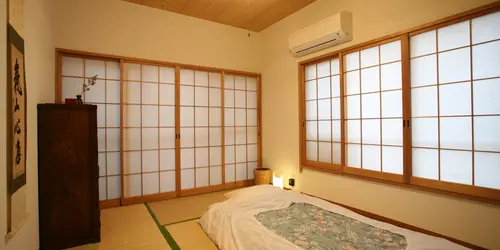04-futon