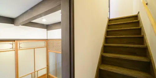 8-Stairs-001