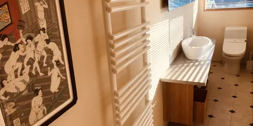 ShowerRoomupstairs