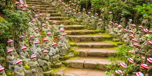 El templo Daisho-in en Miyajima merece una visita con sus 500 pequeñas estatuas budistas