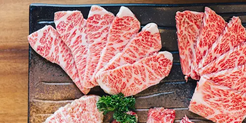 You can spend nice evening enjoying Kobe beef in Kobe city !