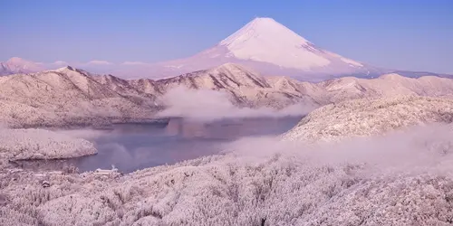 Monte Fuji in inverno