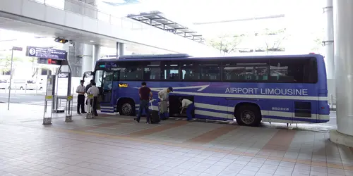 Directly from the airport to the city center!