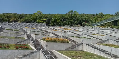 Awaji Yumebutai, un complexe conçu par Tadao Andô
